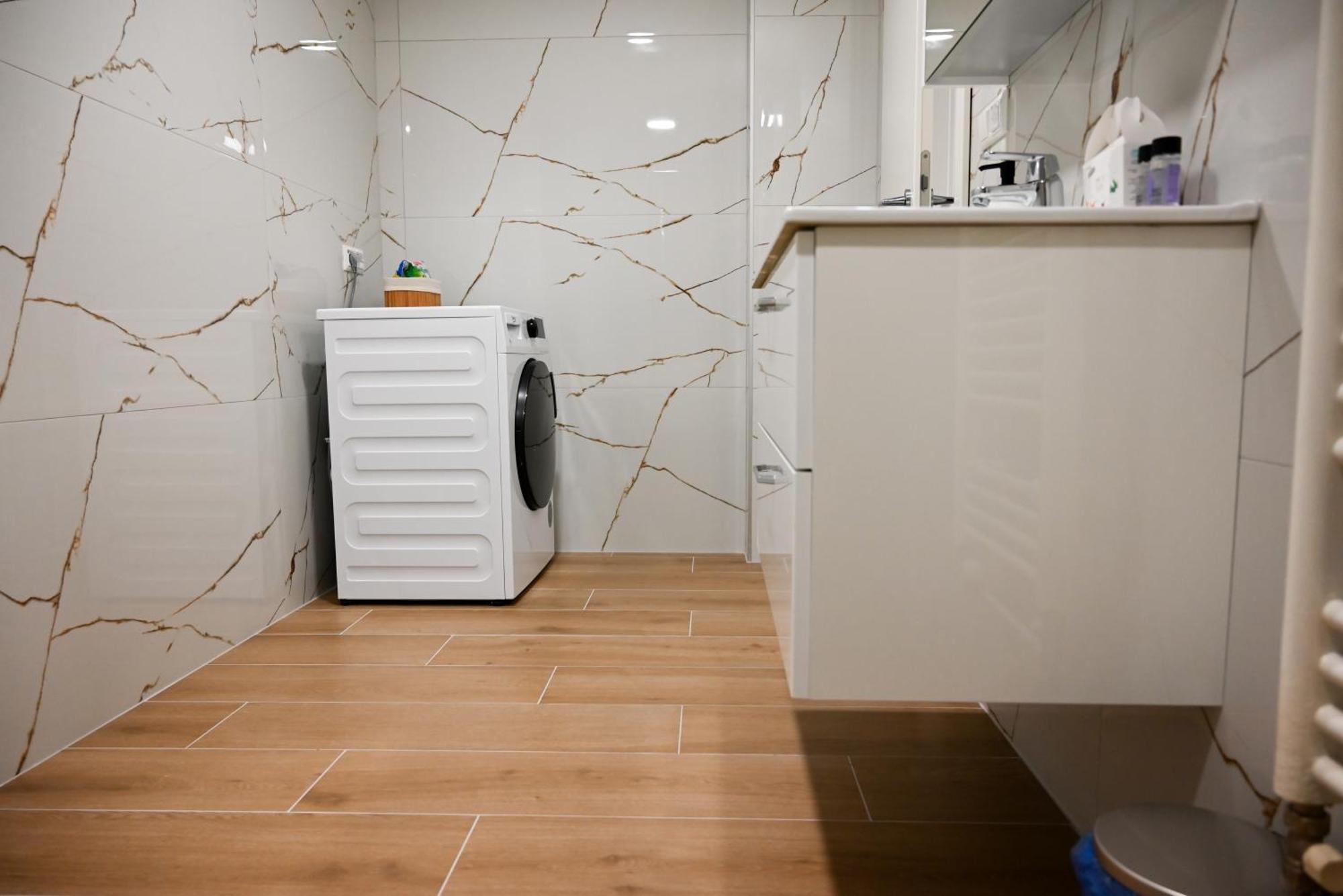Apartma Cave Bliss Maribor Bagian luar foto