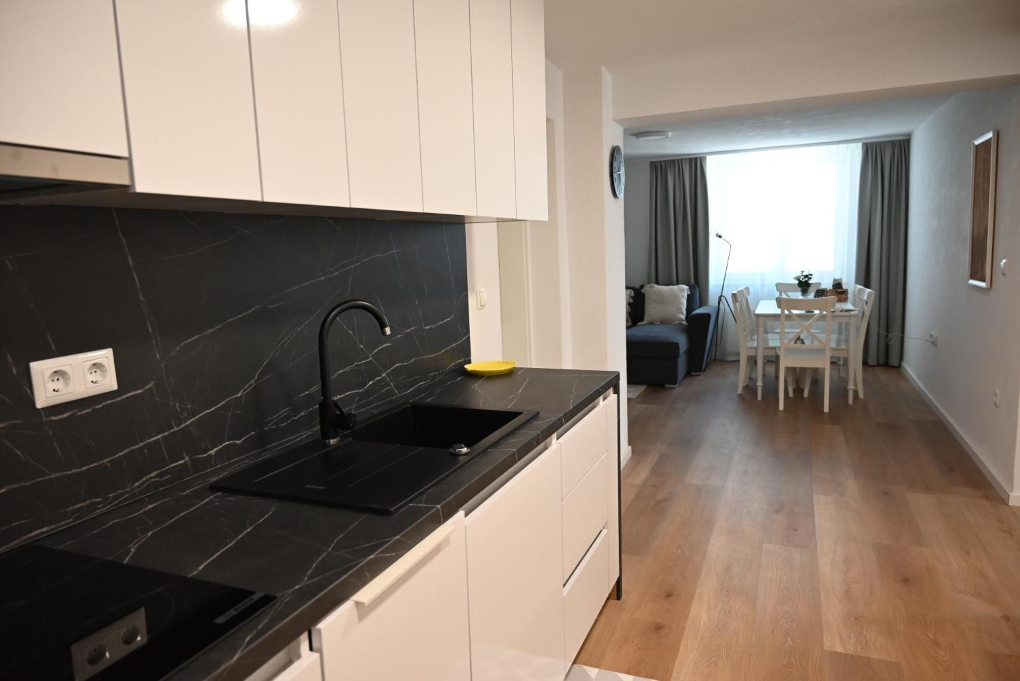 Apartma Cave Bliss Maribor Bagian luar foto